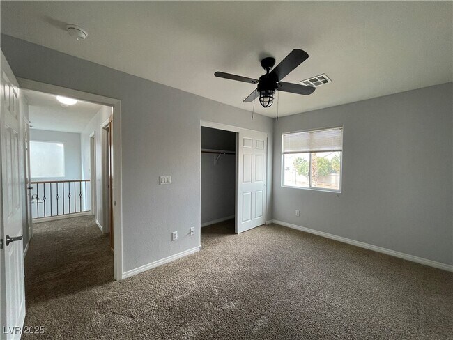 Building Photo - 7481 Catmint St