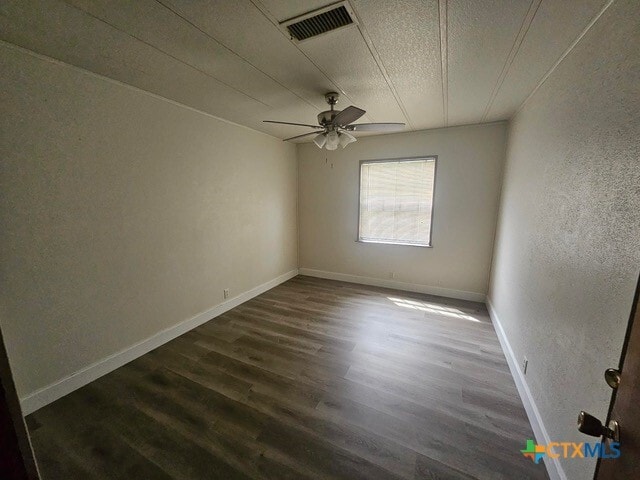 Building Photo - 1203 Karen Dr