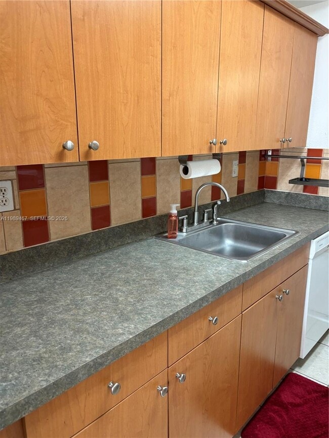 Building Photo - 10900 SW 104th St