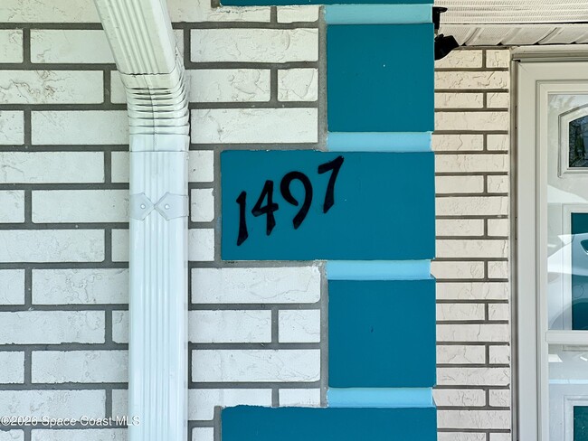 Building Photo - 1497 Krin Ct NE