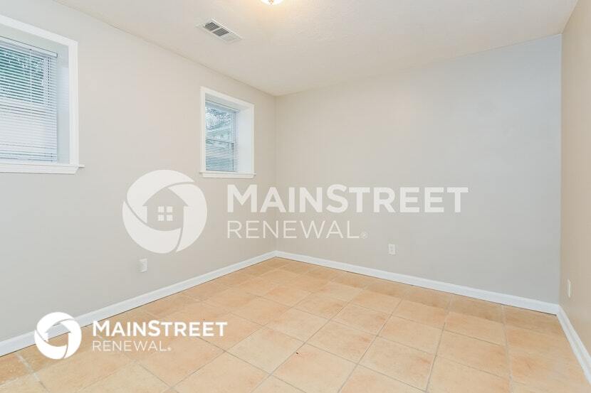 Building Photo - 8807 Crown Ct