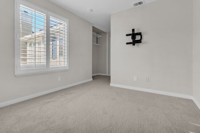 Building Photo - 1 Northern Pine Loop