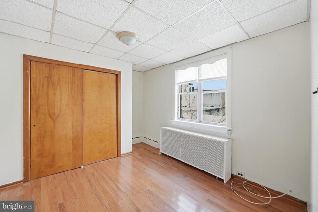 Building Photo - 1934 S 13th St