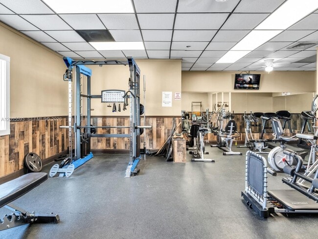 Building Photo - 2680 SW 54th St