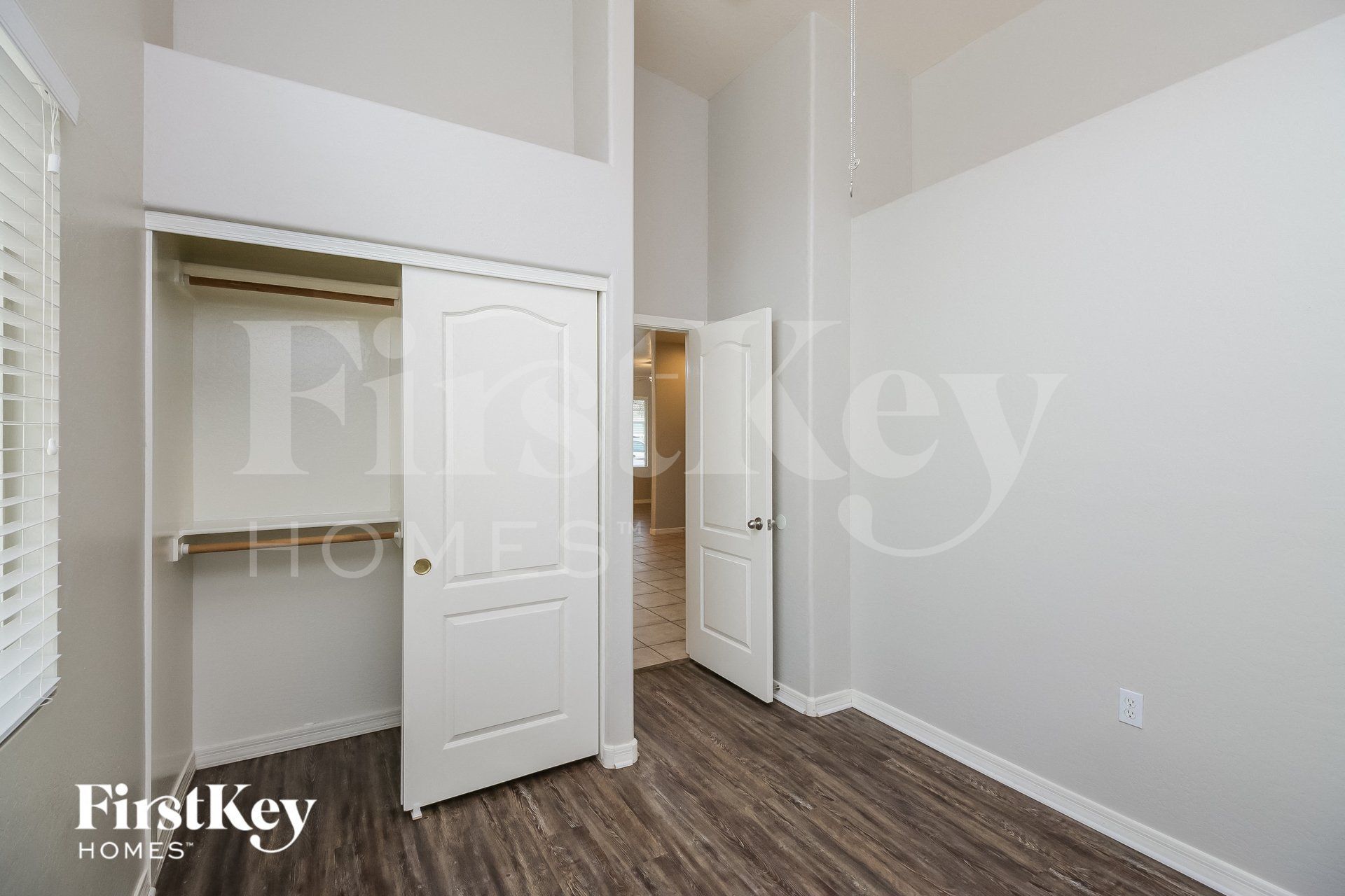 Building Photo - 113 N Warren St