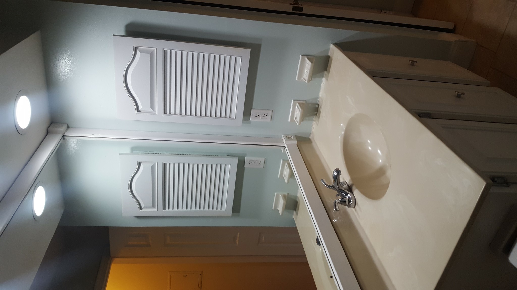 Building Photo - 1802 Woodbridge Commons Way