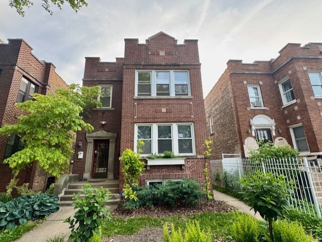 Building Photo - 6724 N Campbell Ave