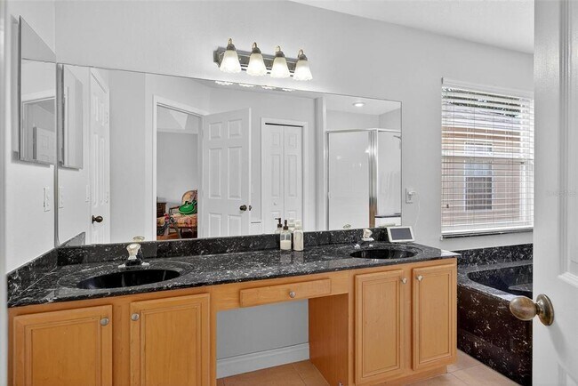 Building Photo - 1400 Holly Glen Run