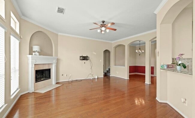 Building Photo - 3106 Valley Ct