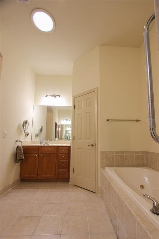 Building Photo - 3517 NW 104th Dr