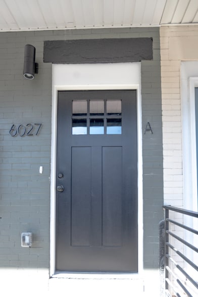 Building Photo - 6027 Pine St
