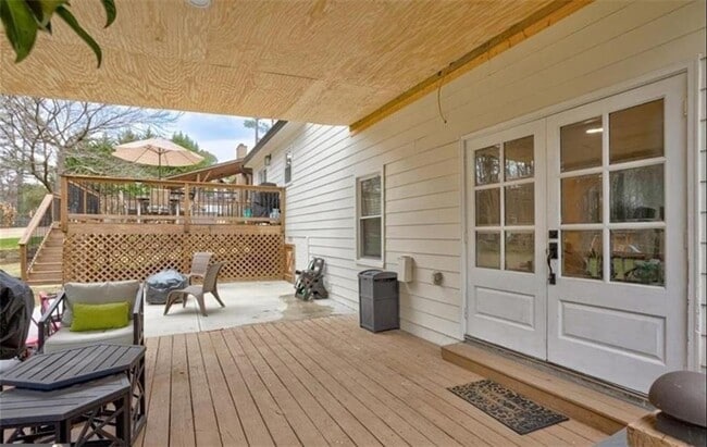 Building Photo - 1201 Holly Hills Dr SW