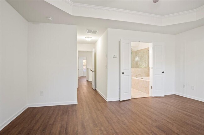 Building Photo - 2253 Lavista Ct NE