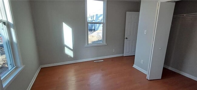 Building Photo - 107 Indiana Ave