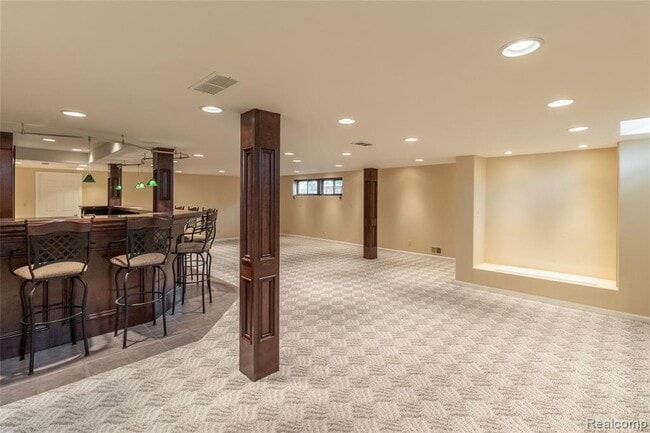 Building Photo - 24084 Westmont Dr