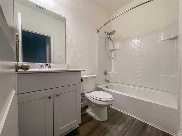 Building Photo - 1340 Fleckman Dr