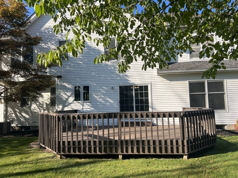 Building Photo - 122 Guygrace Ln