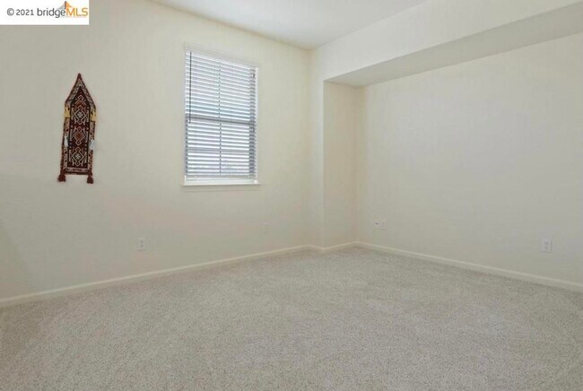 Building Photo - 16999 Sierra Gold Trail