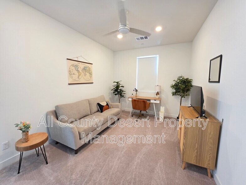 Building Photo - 35460 Domani Dr