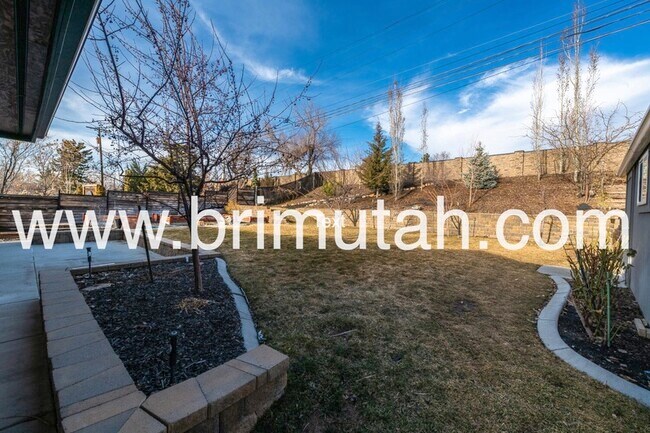 Building Photo - 2397 Logan Way