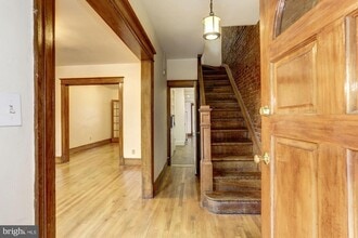 Building Photo - 1015 Quebec Place NW