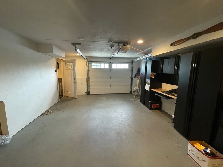 Building Photo - 62 Horace St