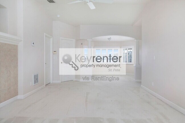 Building Photo - 540 Johns Pass Ave