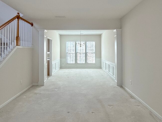 Building Photo - 510 Keeneland Ave