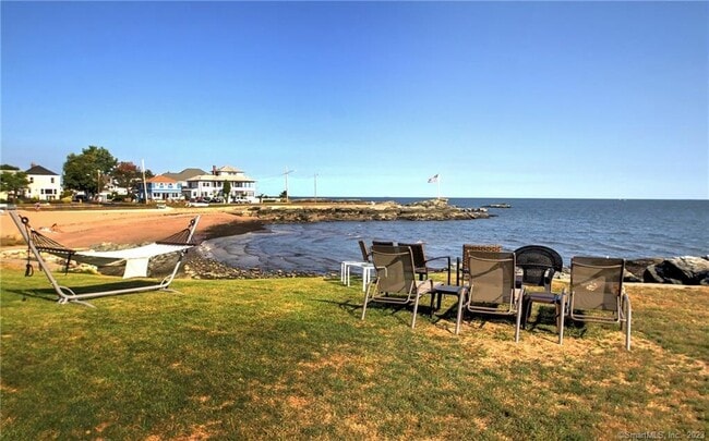 Building Photo - 181 Kings Hwy