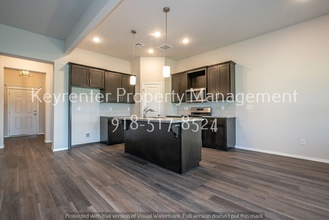 Building Photo - BRAND NEW 4 BEDROOM SIMMONS HOME IN BIXBY!!!