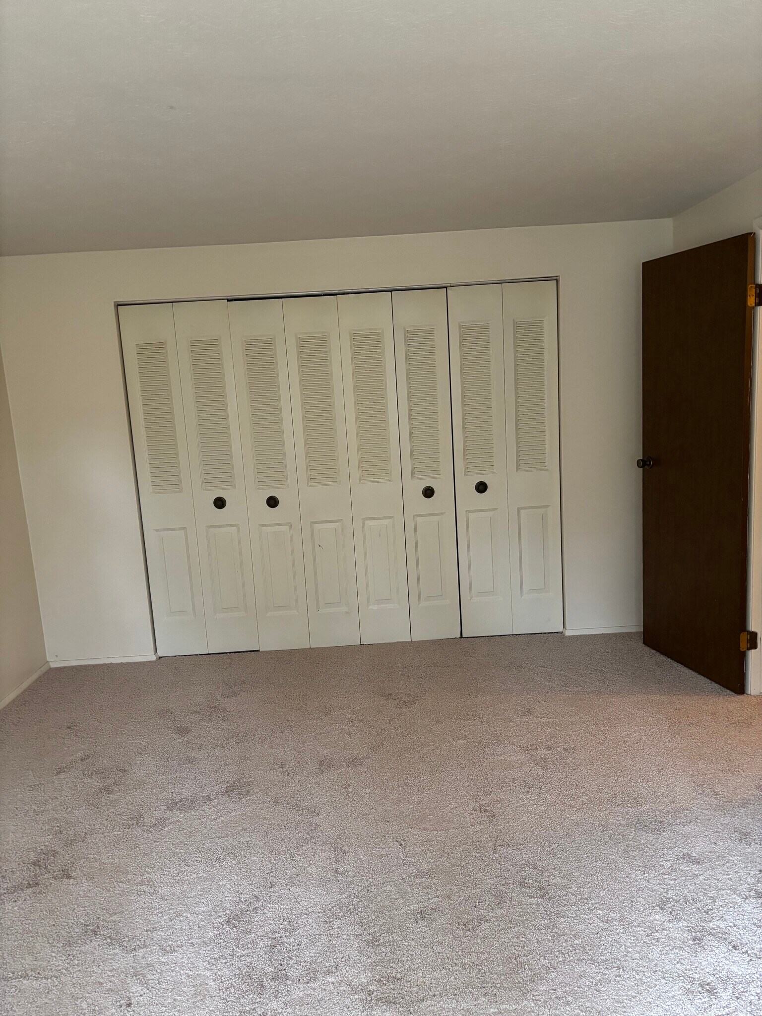 Building Photo - 27619 Evergreen Run