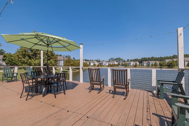 Building Photo - 100 Shellbark Way