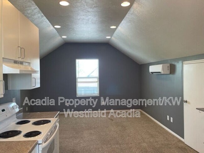 Building Photo - 4172 W Lakebridge Drive