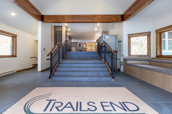 Building Photo - 455 Village Rd