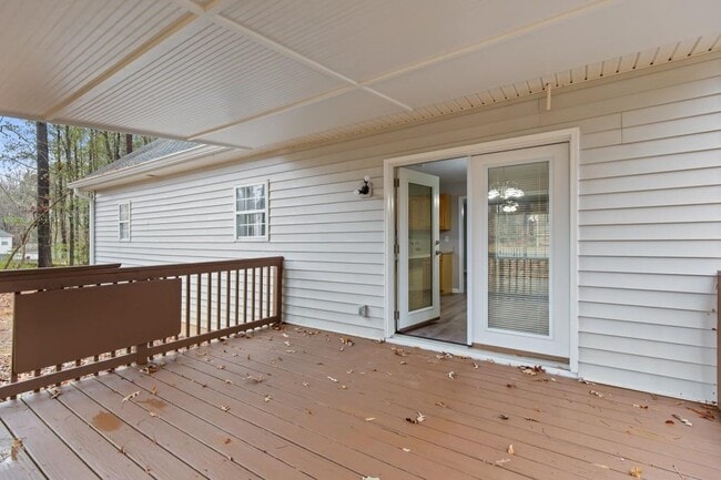 Building Photo - 631 Saddlewood Dr