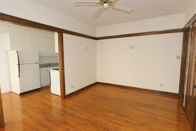 Building Photo - 824 W Waveland Ave
