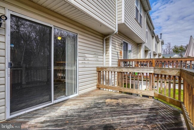 Building Photo - 1453 Golden Rod Ct