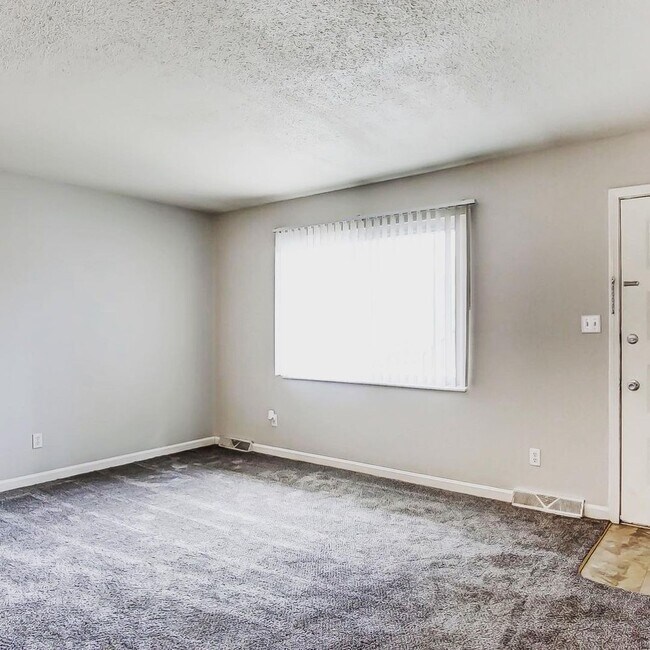 Building Photo - Let Us Be The Reason You Lease Your Home
