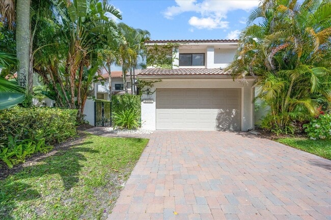 Building Photo - 2585 Sheltingham Dr