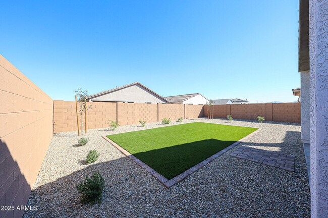 Building Photo - 25237 N 172nd Dr