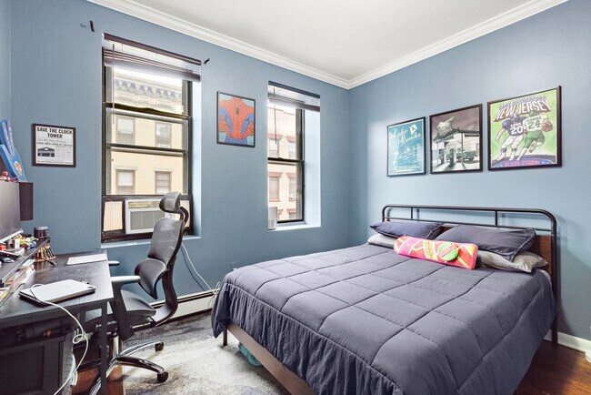 Building Photo - 263 1st St