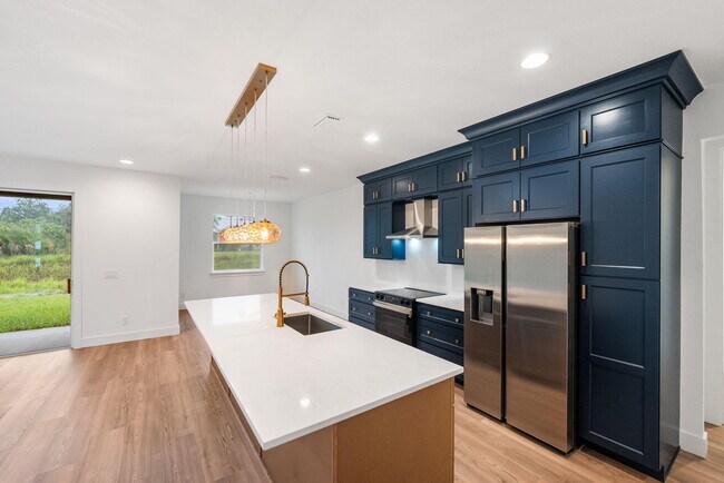 Building Photo - 3113 Nighthawk Ave