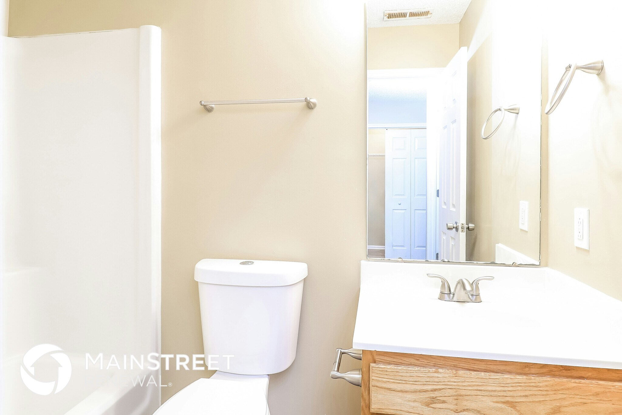 Building Photo - 5907 Bridgeway Dr