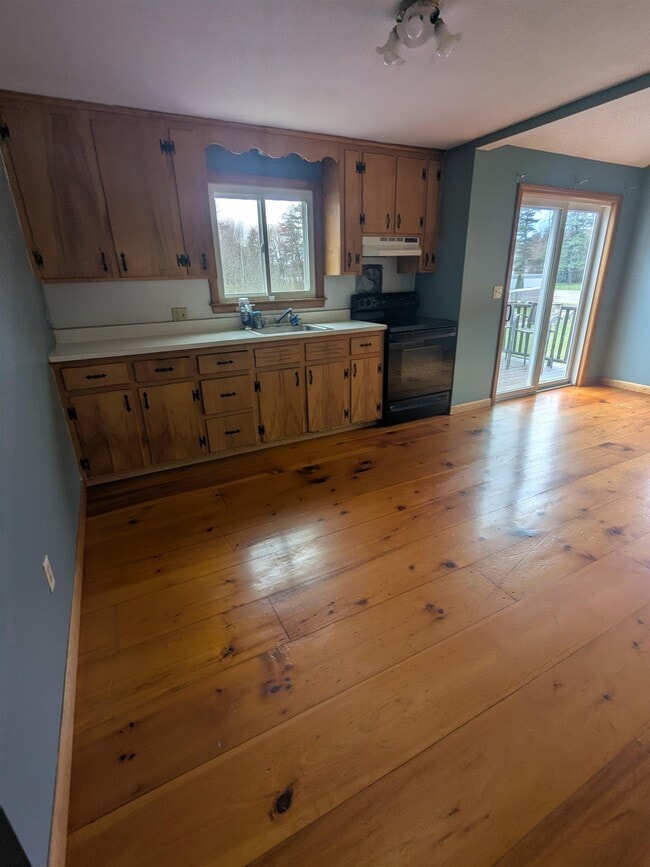 Building Photo - 117 Sherburne Rd