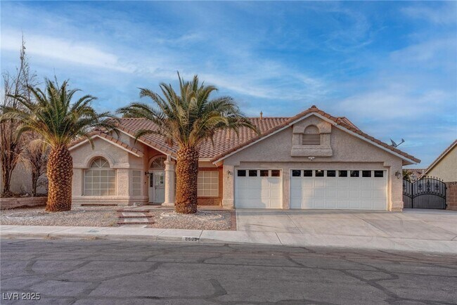 Primary Photo - 8608 Highacre Dr