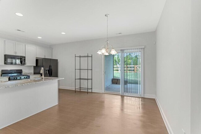 Building Photo - 2319 Davenport Ct