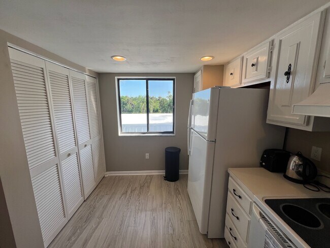 Building Photo - 3920 Orange Grove Blvd
