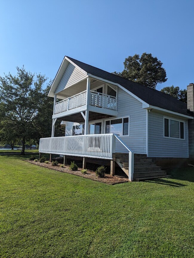 Building Photo - 343 Sundown Rd