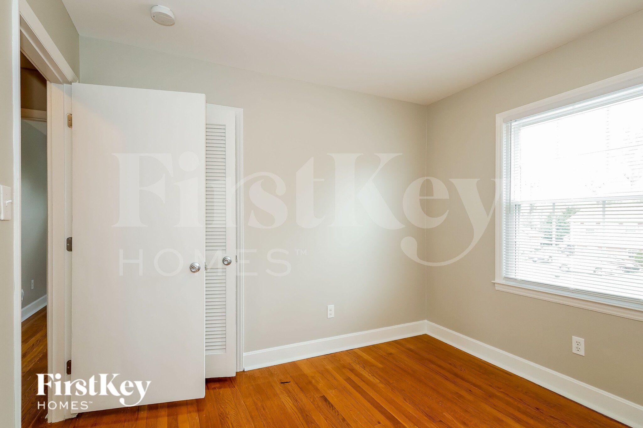 Building Photo - 1128 Rocky Ridge Dr