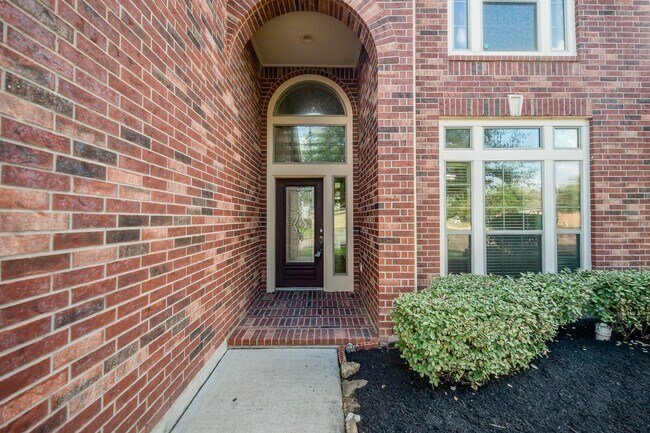 Building Photo - 4019 Windmill Creek Dr